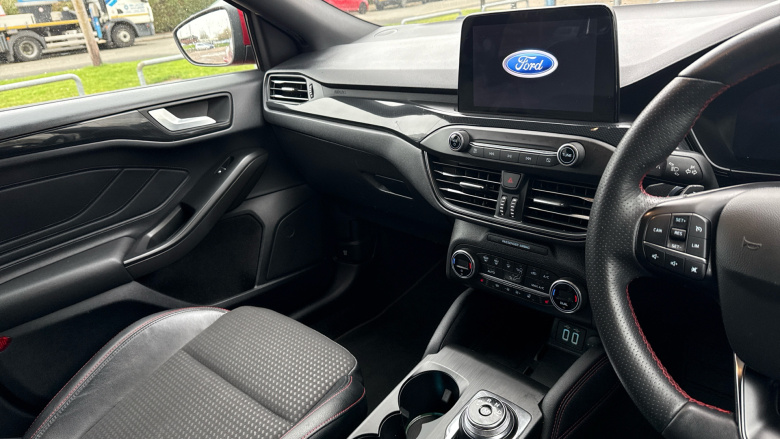 Ford Focus 1.0 EcoBoost 125 ST-Line X Edition 5dr Auto Petrol Hatchback